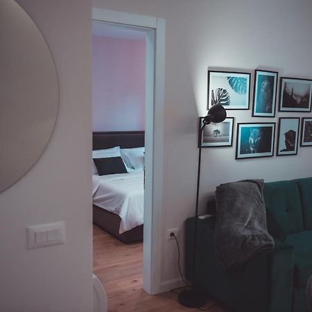 Tam Skanderbeg Square City Center Apartment No2 Тирана Экстерьер фото