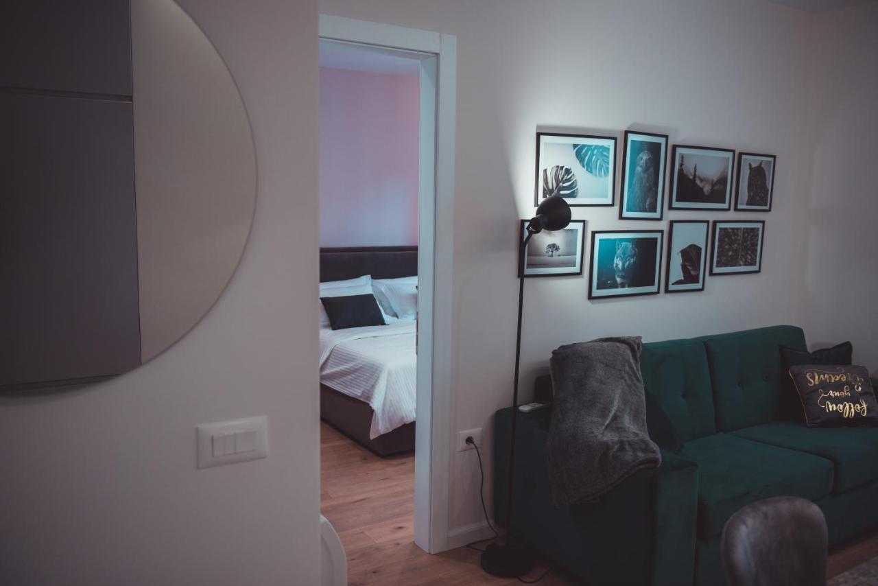 Tam Skanderbeg Square City Center Apartment No2 Тирана Экстерьер фото